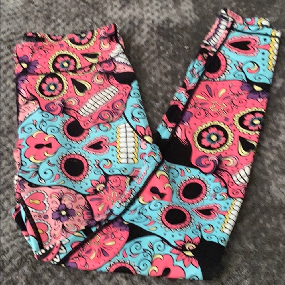 Constantly Varied Gear leggings. Size small